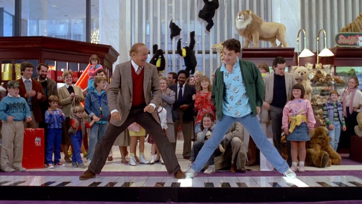 Robert Loggia and Tom Hanks in one of the most famous scenes in "BIG", 1988.