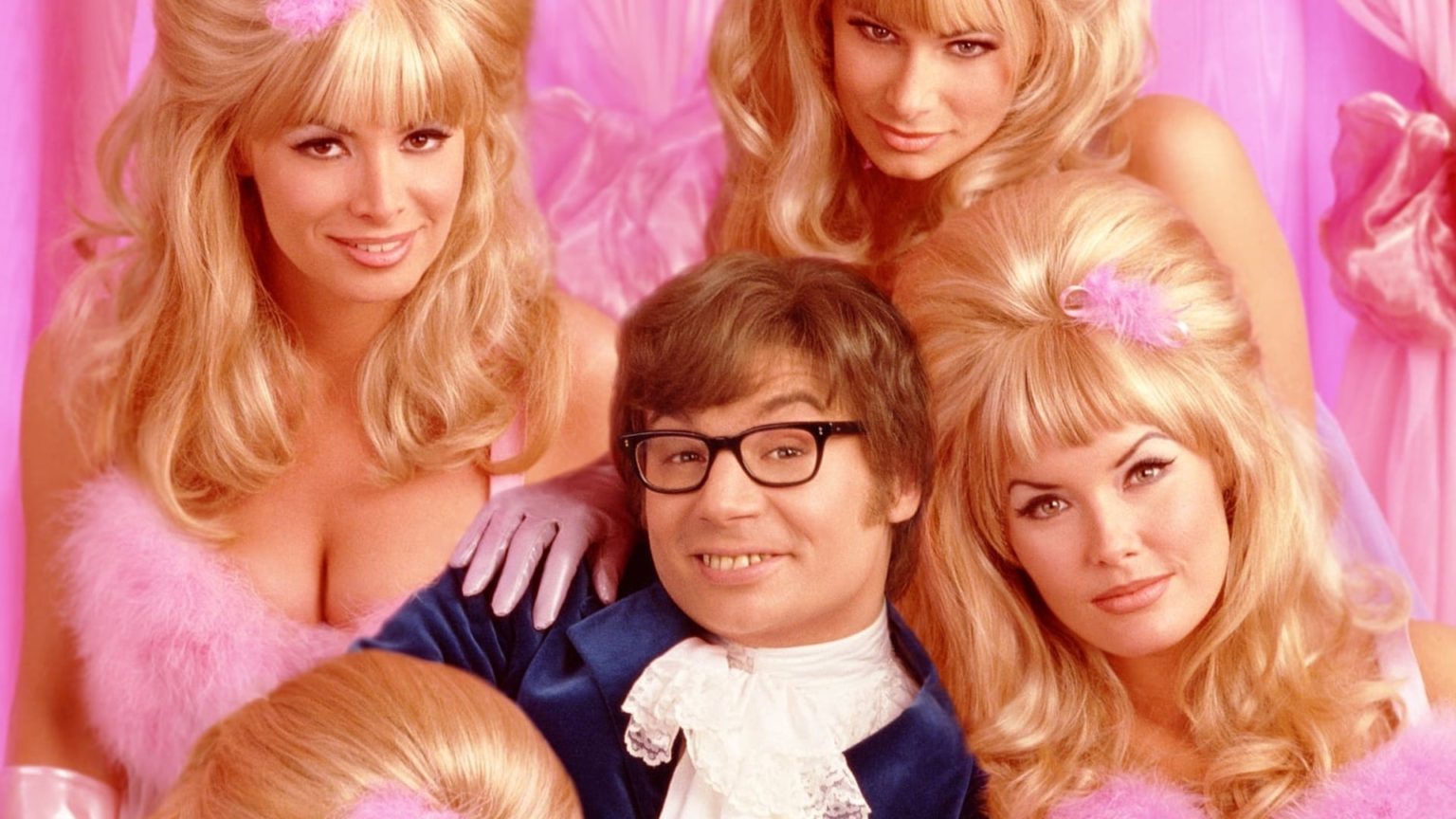 Movie Review Austin Powers International Man Of Mystery