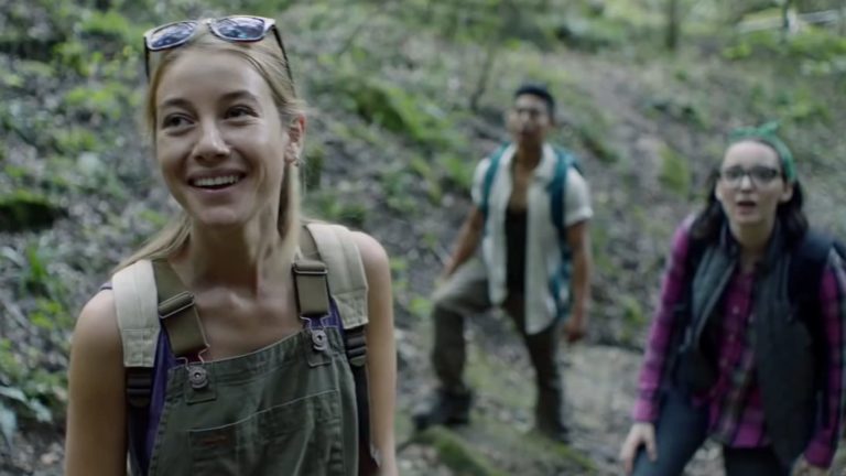 Movie Review – Wrong Turn (2021) – Fernby Films